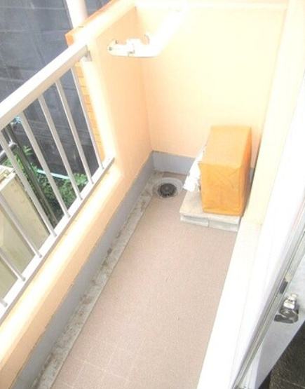 【バルコニー】