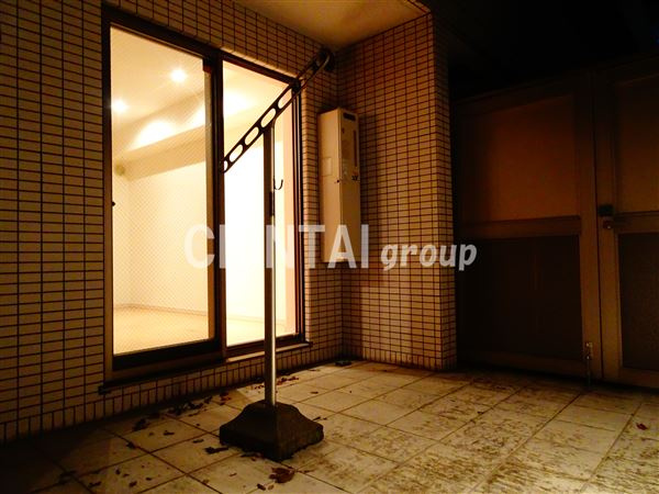 アーデン北沢のバルコニー