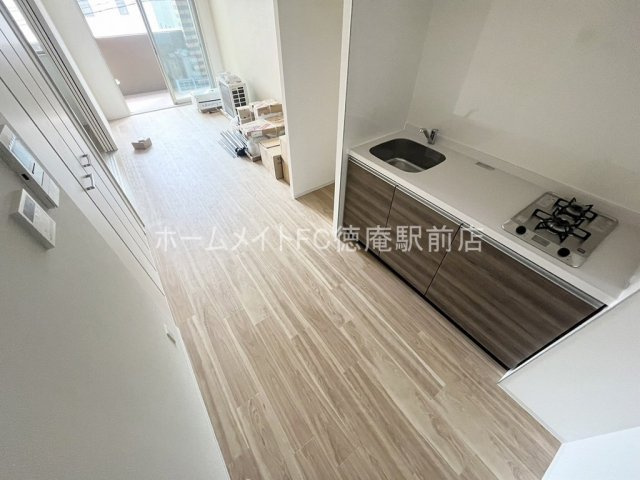 大阪市東成区深江北１丁目の賃貸マンションの居間・リビング