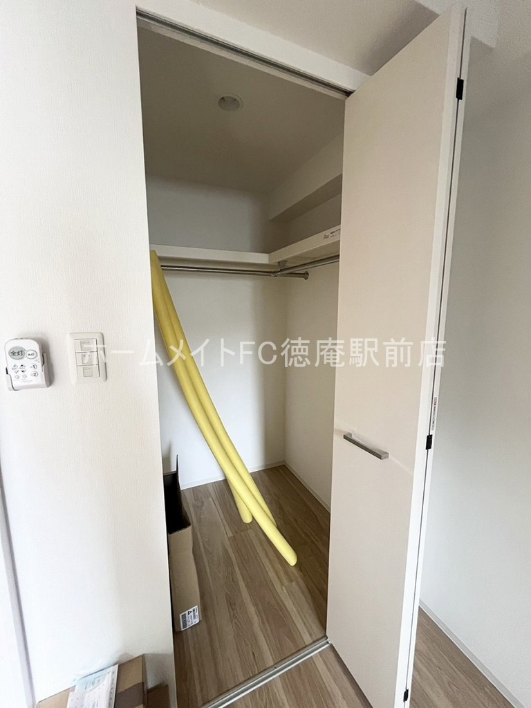 大阪市東成区深江北１丁目の賃貸マンションの収納
