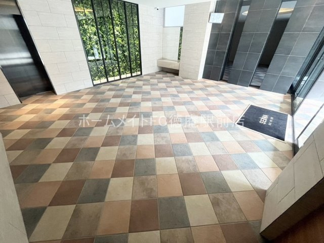 大阪市東成区深江北１丁目の賃貸マンションのロビー