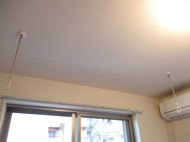 アパルトマン西小岩のその他|★室内物干しフック★
