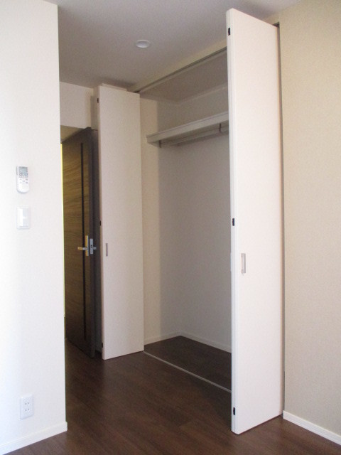 アパルトマン西小岩の収納|★クローゼット★
