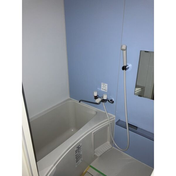 ルミエル本八幡の浴室