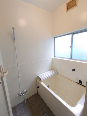 【浴室】 | 竹本貸家 | 前回募集時の写真です