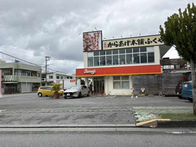 ラ・アシエンダ北谷ヒルズの駐車場