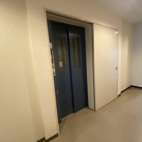 ＨＩＲＡＮＯ　ＡＰＡＲＴＭＥＮＴ　Ⅱのエントランス