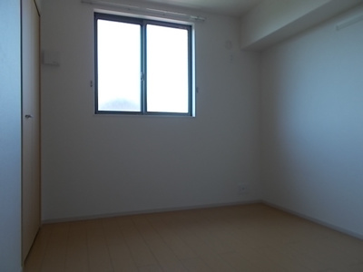 【寝室】 | ノイ・ブリーゼⅡ | その他