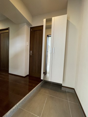 【玄関】 | ラ・フェリス下到津