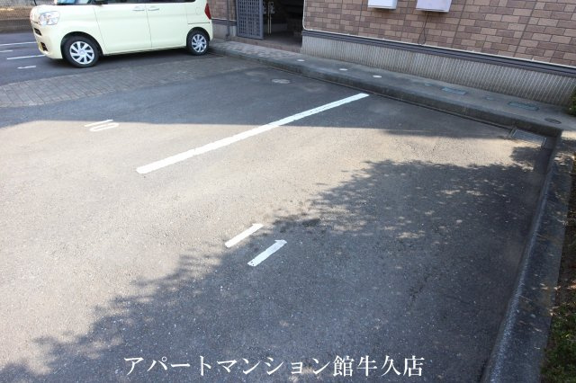 ほほえみABCDの駐車場|駐車場