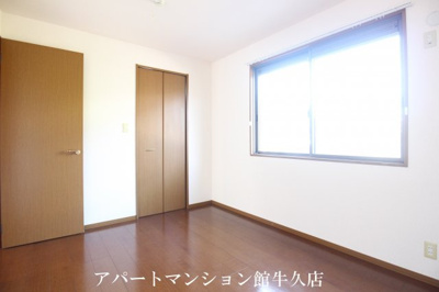 【寝室】 | ほほえみABCD | 北側洋室