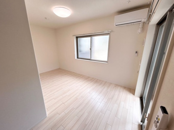 【居間・リビング】 | 洋室