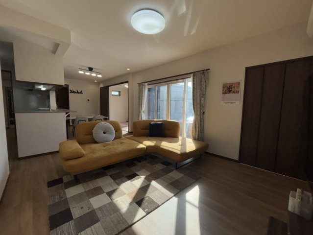 【居間・リビング】の画像