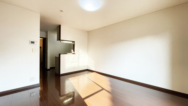 メゾフォルテ（mf）の居間・リビング