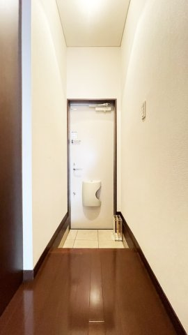 メゾフォルテ（mf）の玄関