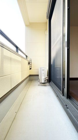 メゾフォルテ（mf）のバルコニー