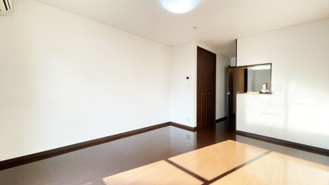 メゾフォルテ（mf）の居間・リビング