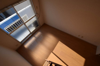 【居間・リビング】 | ※同建物別室の参考写真です