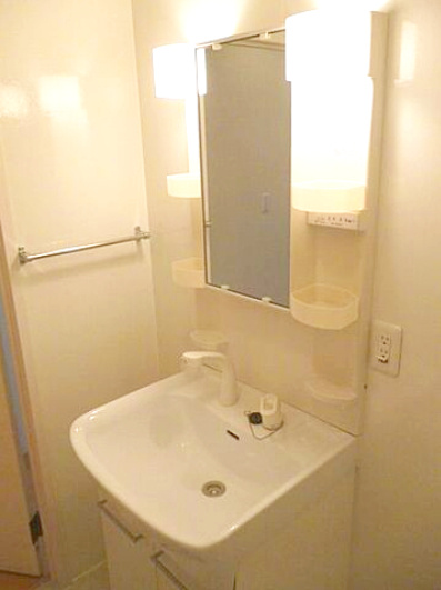 ラマージュⅠの洗面所