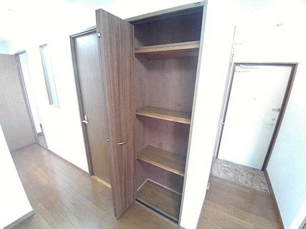 イースト御影の収納