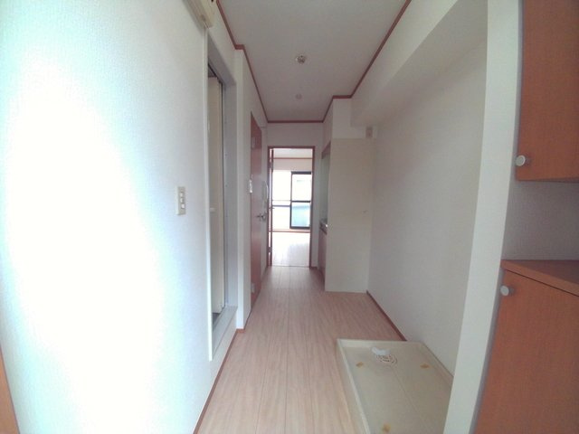 ヘーベル青木の玄関