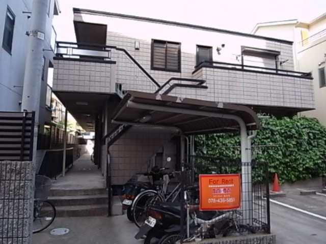 ヘーベル青木の外観