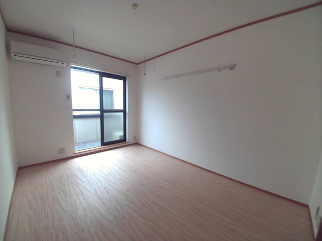 ヘーベル青木の居間・リビング