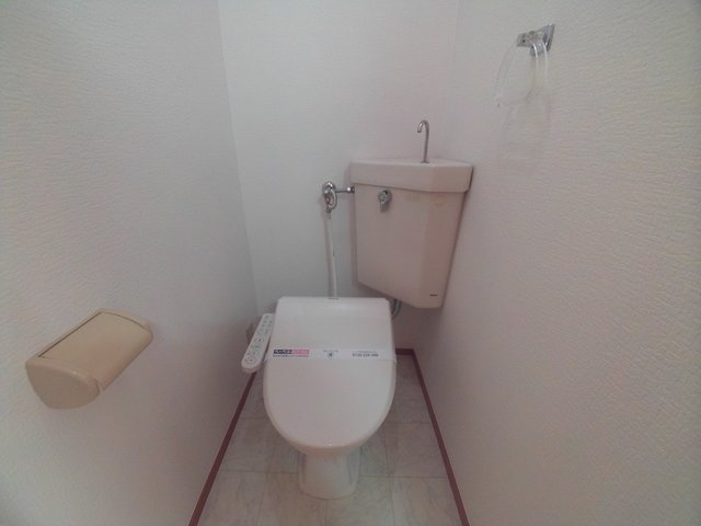 ヘーベル青木のトイレ