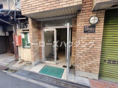 【エントランス】 | 岡町リバクロスレジデンス