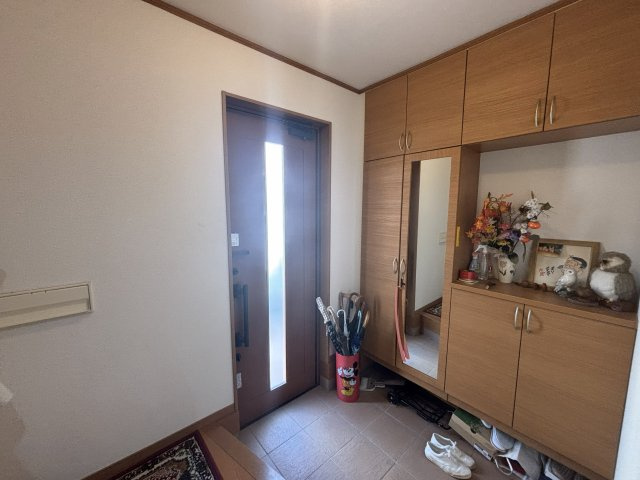 【花園2丁目】中古戸建の和室|落ち着いた雰囲気の和室付きです