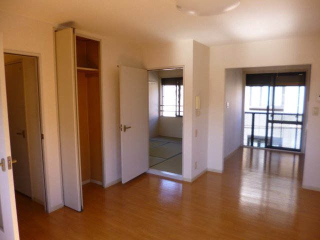 リコルディ白糸台の居間・リビング