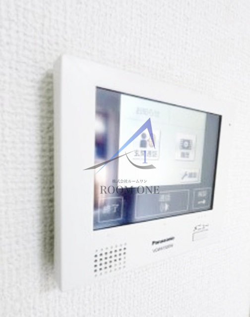 グランクオール西国立のセキュリティ|モニター付きインターホンです。