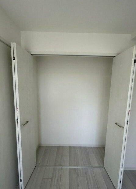 ＬＩＶＡＲＴ　　ＳＥＡＳＯＮ南台の収納