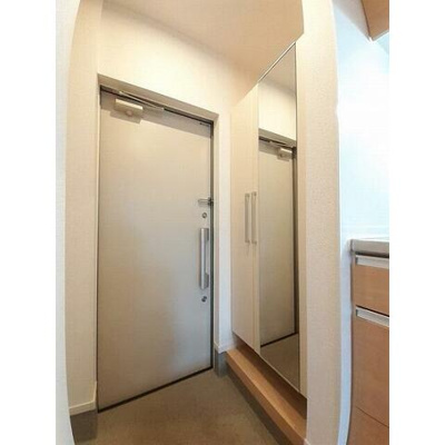 【玄関】 | ラピュタテラスA