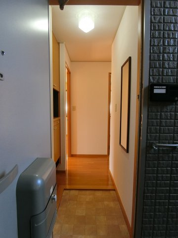 TMKホープⅡM棟の玄関