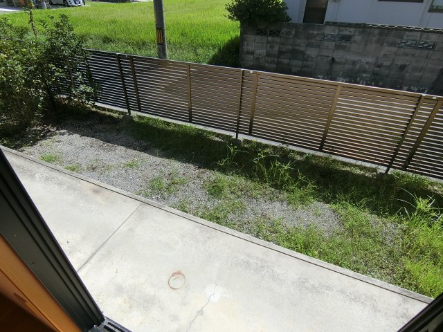 TMKホープⅡM棟の庭