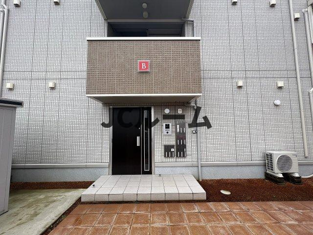 シャインピークス大和Ｂのエントランス