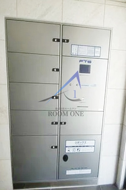 ハーモニーレジデンス川崎のその他共用部分|宅配ボックスです。