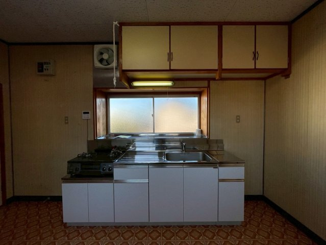 旭市ハ　中古戸建のキッチン