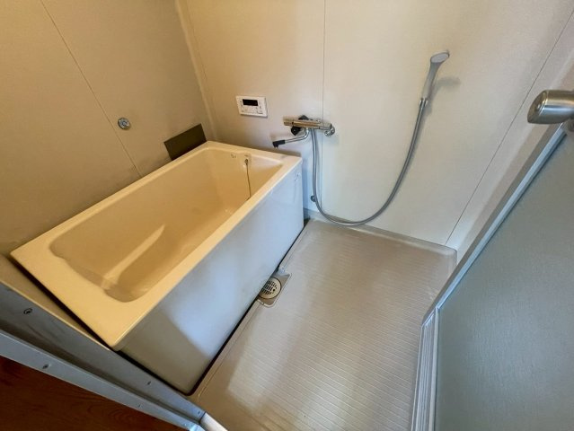 旭市ハ　中古戸建の浴室