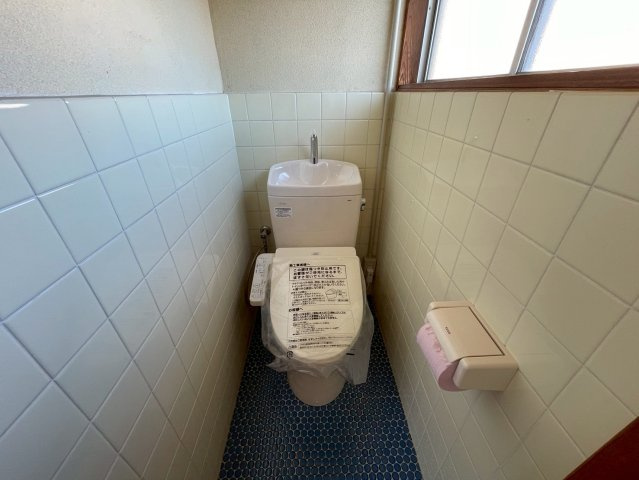 旭市ハ　中古戸建のトイレ