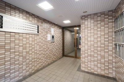 【エントランス】 | ドム学芸大