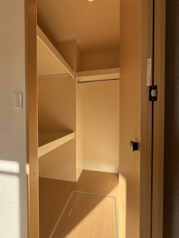 狛江市中和泉１丁目のアパート