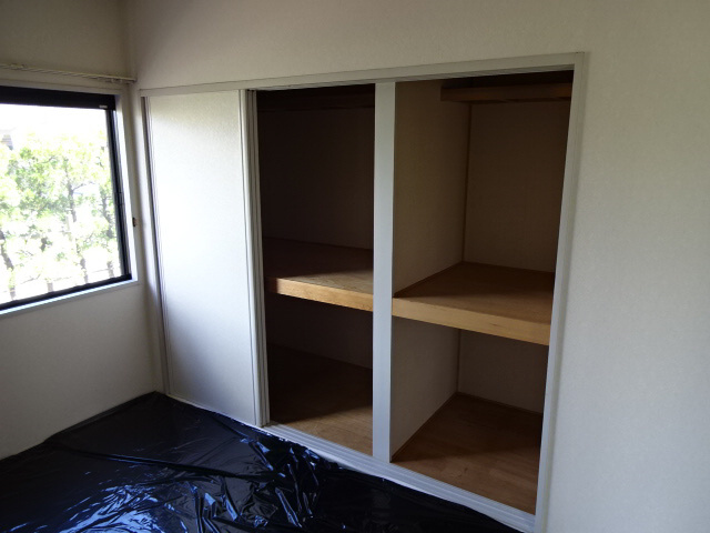 姫路市広畑区蒲田２丁目のハイツの収納