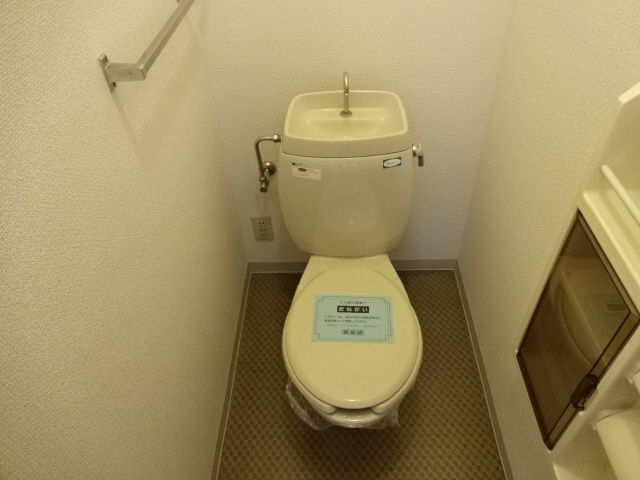 姫路市広畑区蒲田２丁目のハイツのトイレ