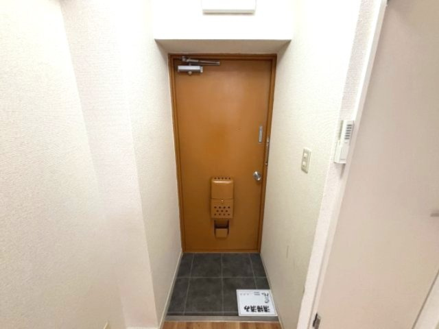 サンハイツ本山の玄関