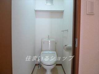 広島市安佐北区上深川町のアパートのトイレ|シャワートイレ