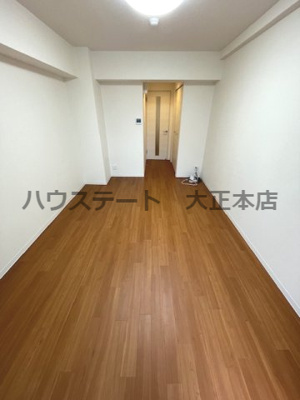 【居間・リビング】 | eightcourtドーム前 仲介手数料無料