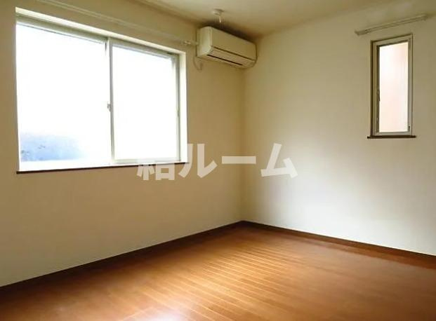 新宿区西早稲田２丁目のアパートの居間・リビング|別号室参考写真