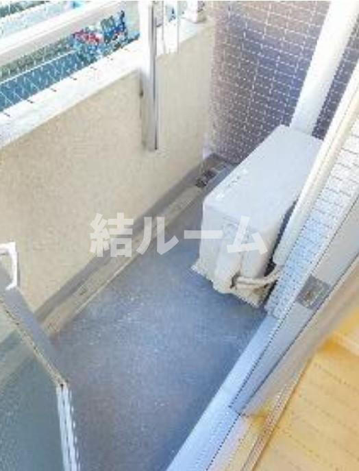 板橋区本町の賃貸マンションのバルコニー